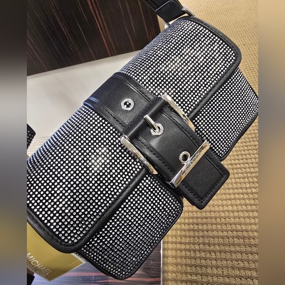 Michael Kors Black and Silver Shoulder Bag - Picture 2 of 7